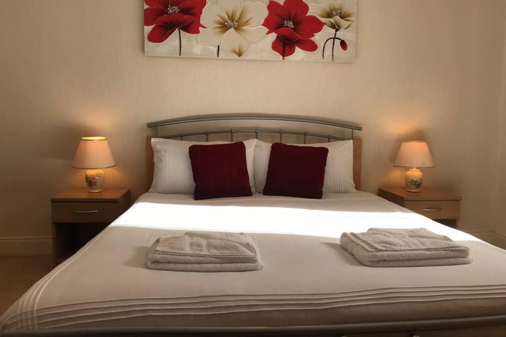 2 Catherines City Cottage Пърт Екстериор снимка