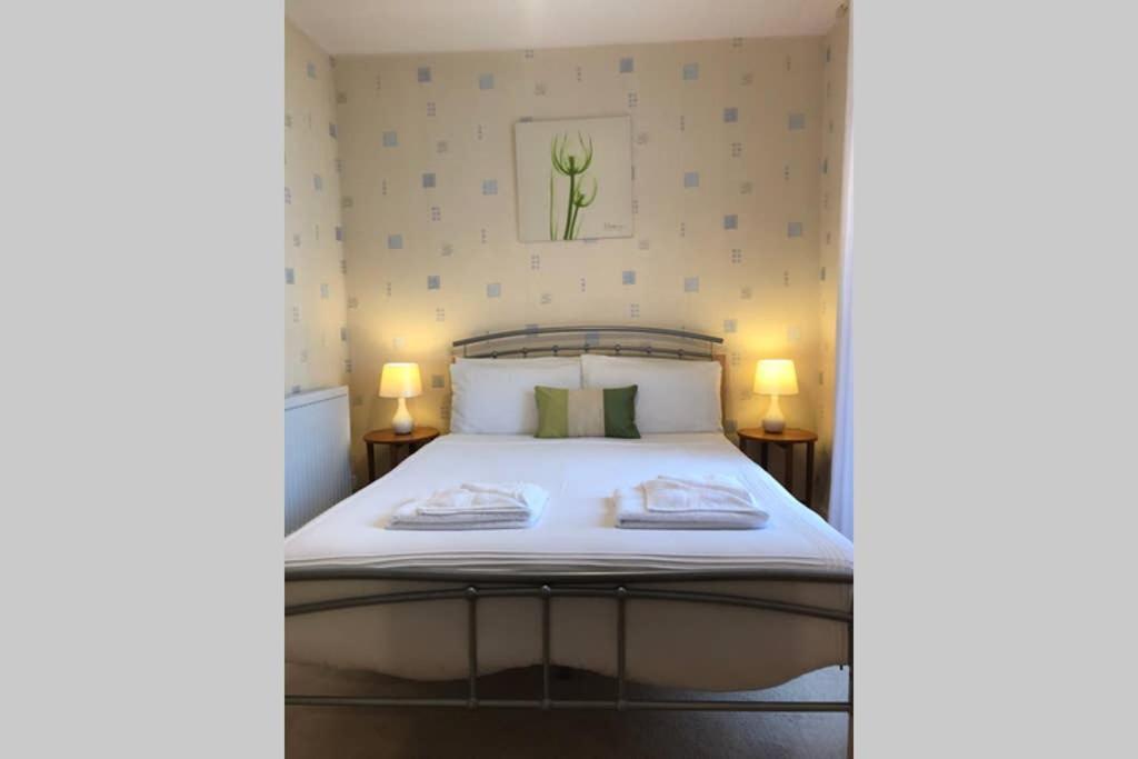 2 Catherines City Cottage Пърт Екстериор снимка